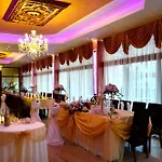 Paradise Otel 3*