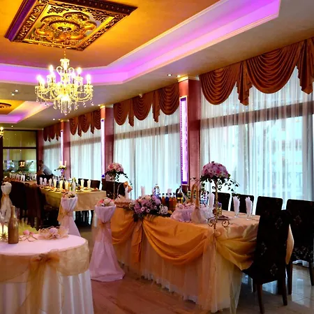 Paradise Hotel 3*