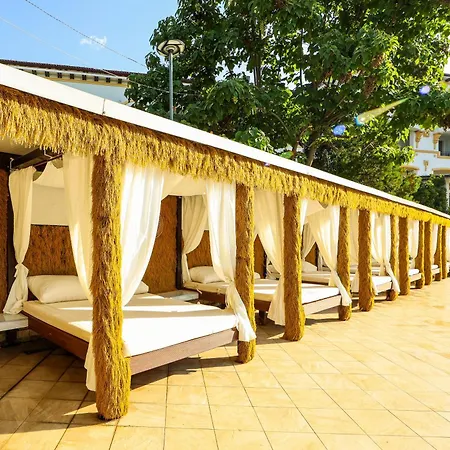 Hotel Paradise