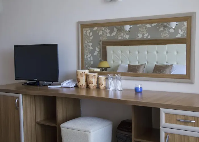 Paradise Hotel Ognyanovo (Blagoevgrad)